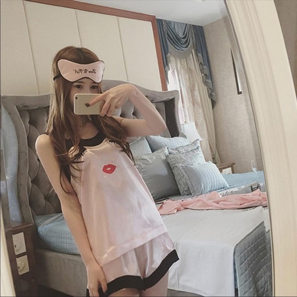 NWT 3 Piece Pajama Set in Pink ***one left*** - Picture 3 of 8